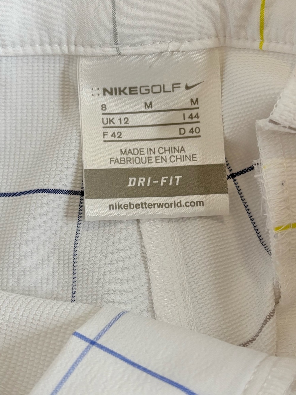 Nike Golf Womens Dri-FIt Plaid Windowpane Bermuda Shorts Size M 8 White Stretch - Picture 2 of 12